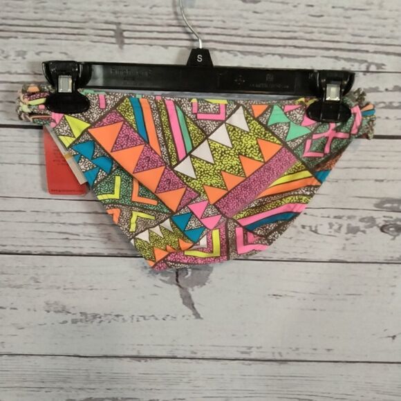 NWT: "Gossip" woman's bikini bottoms - Picture 3 of 12